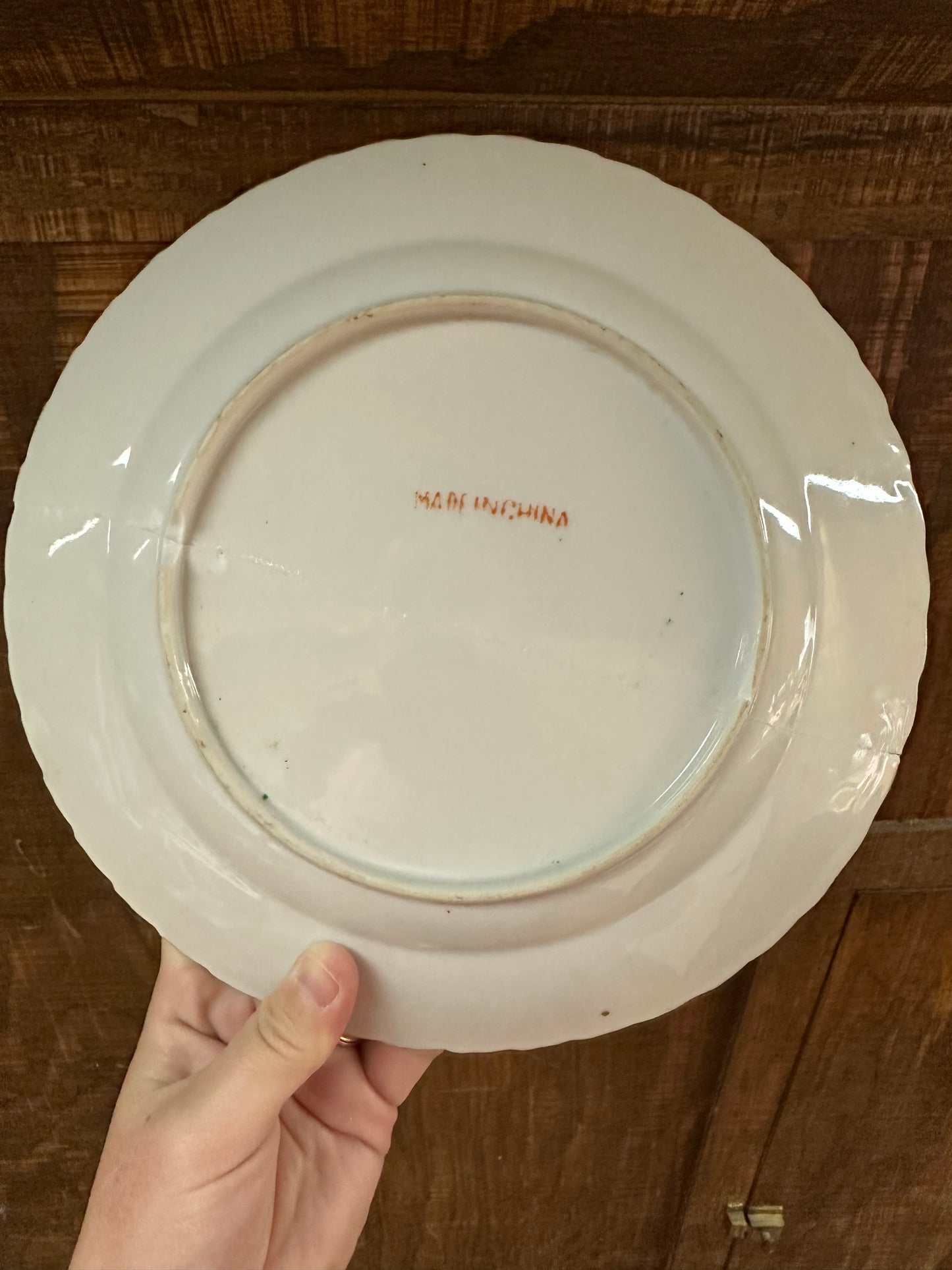 Rose Medallion Scalloped Plate (REPAIRED)