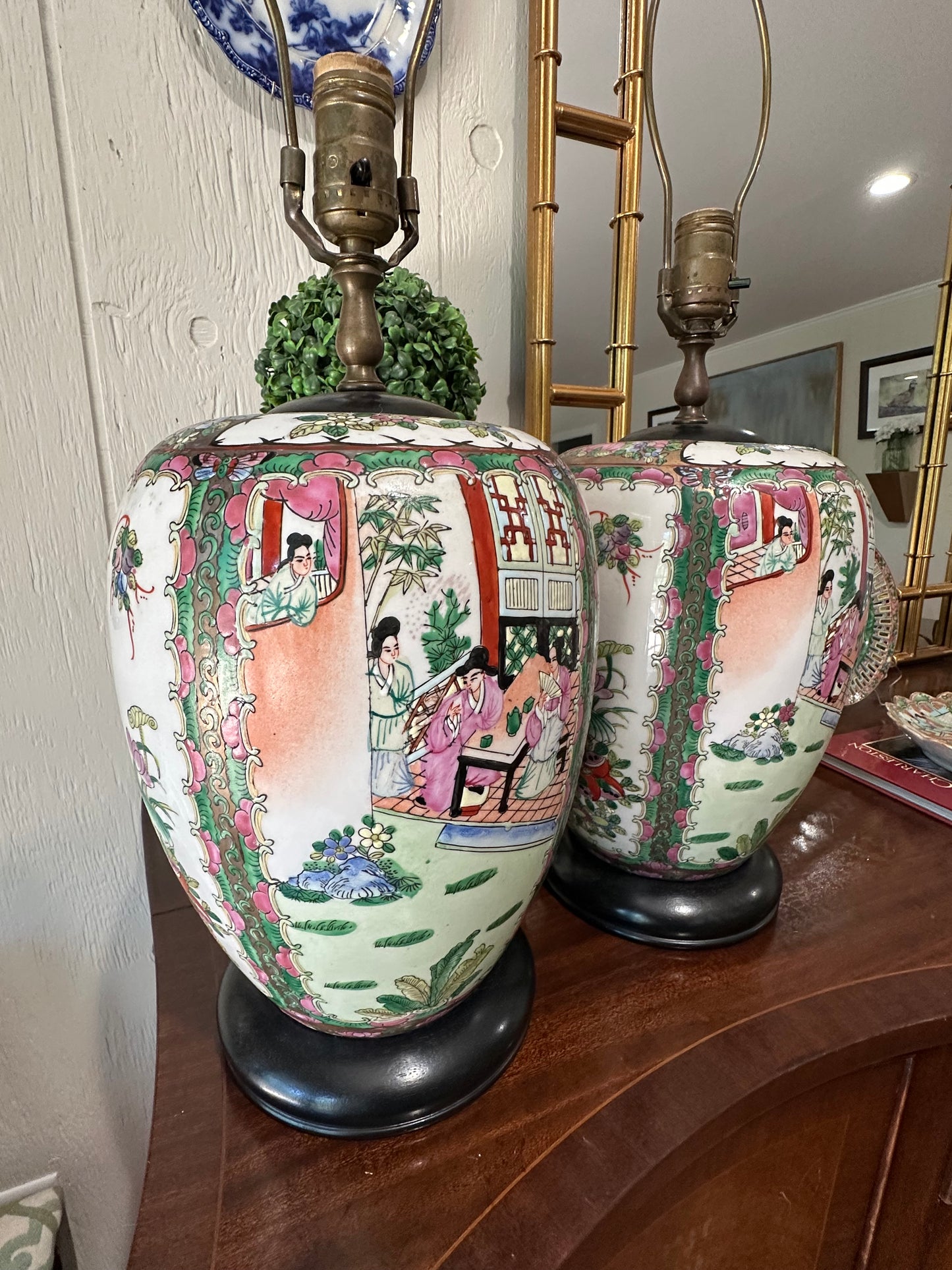Rose Medallion Lamp Pair