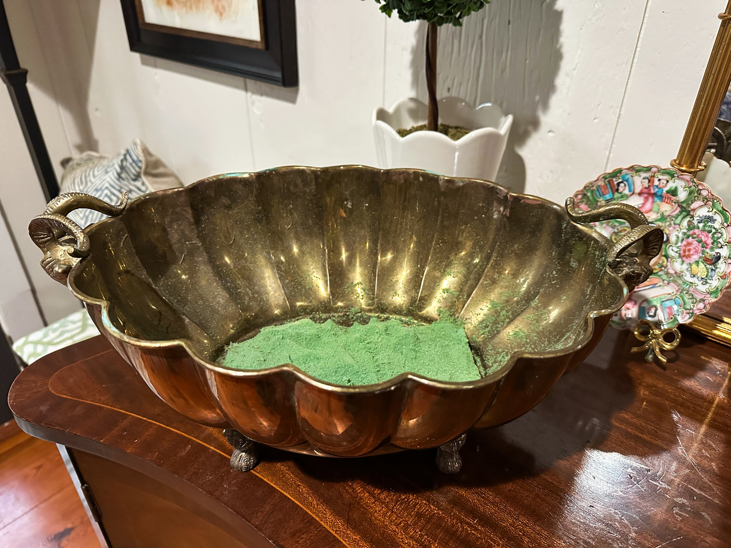 Footed Ram Planter