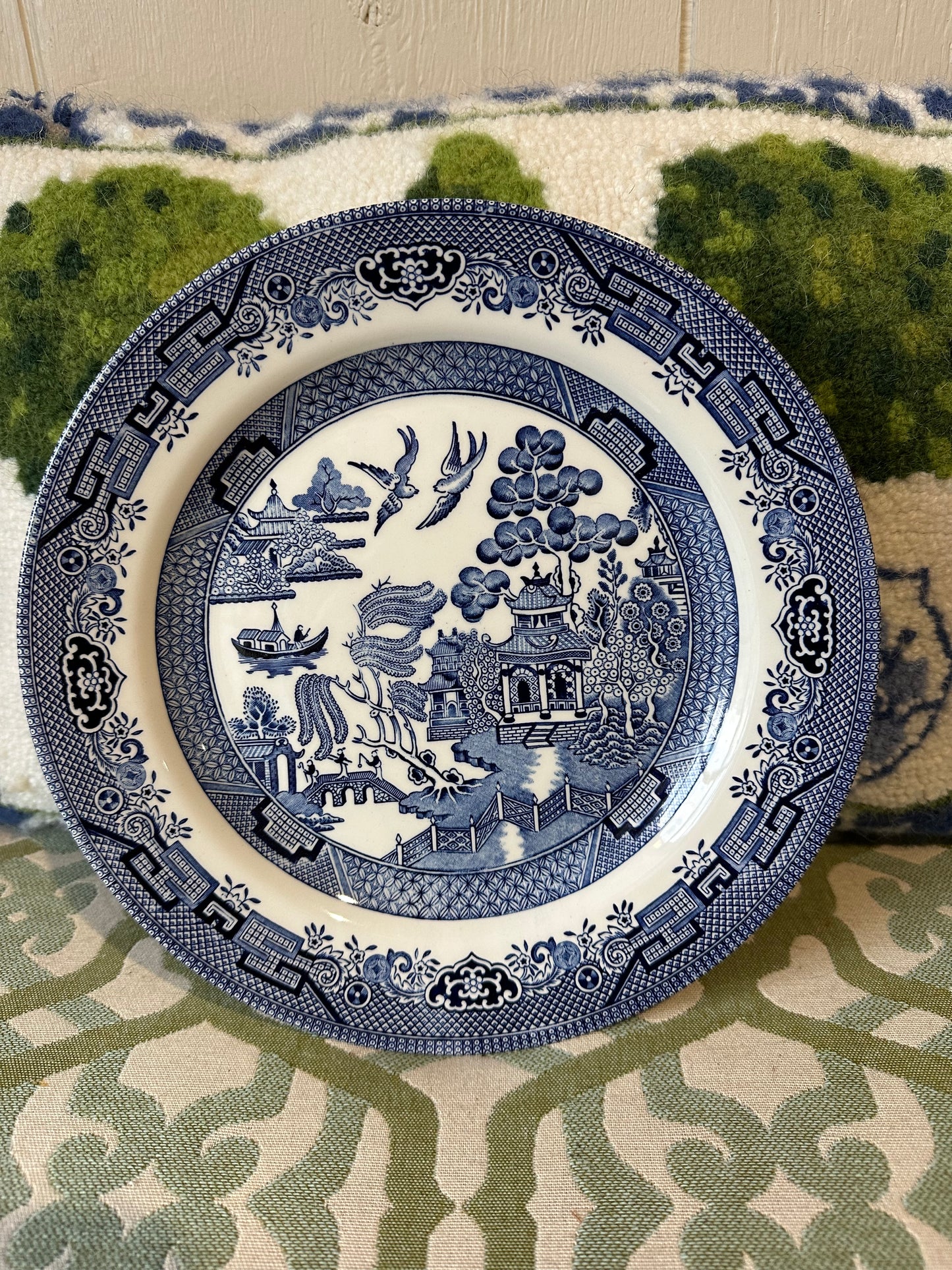Churchill Blue Willow Plate