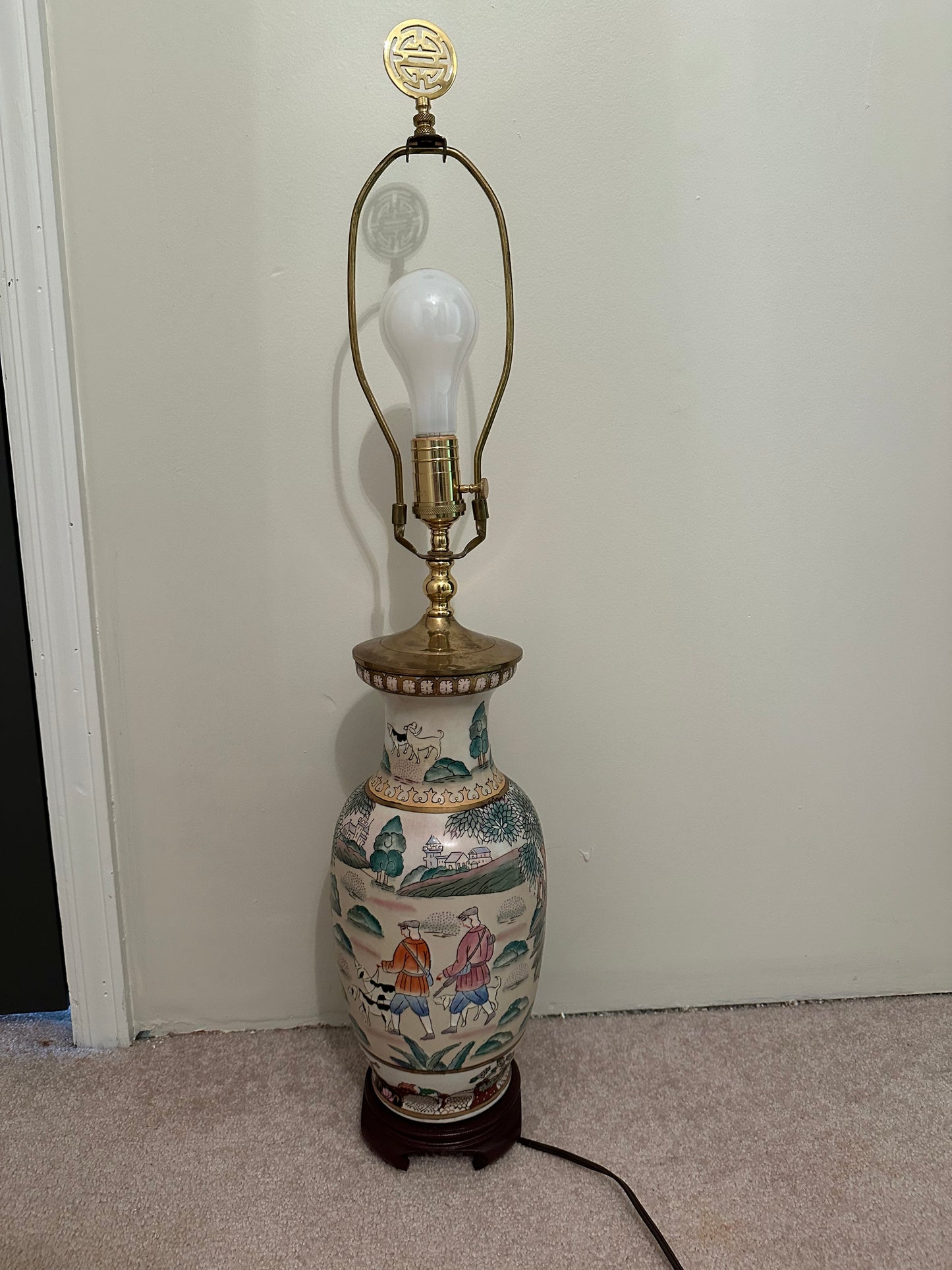 Hunt Scene Lamp