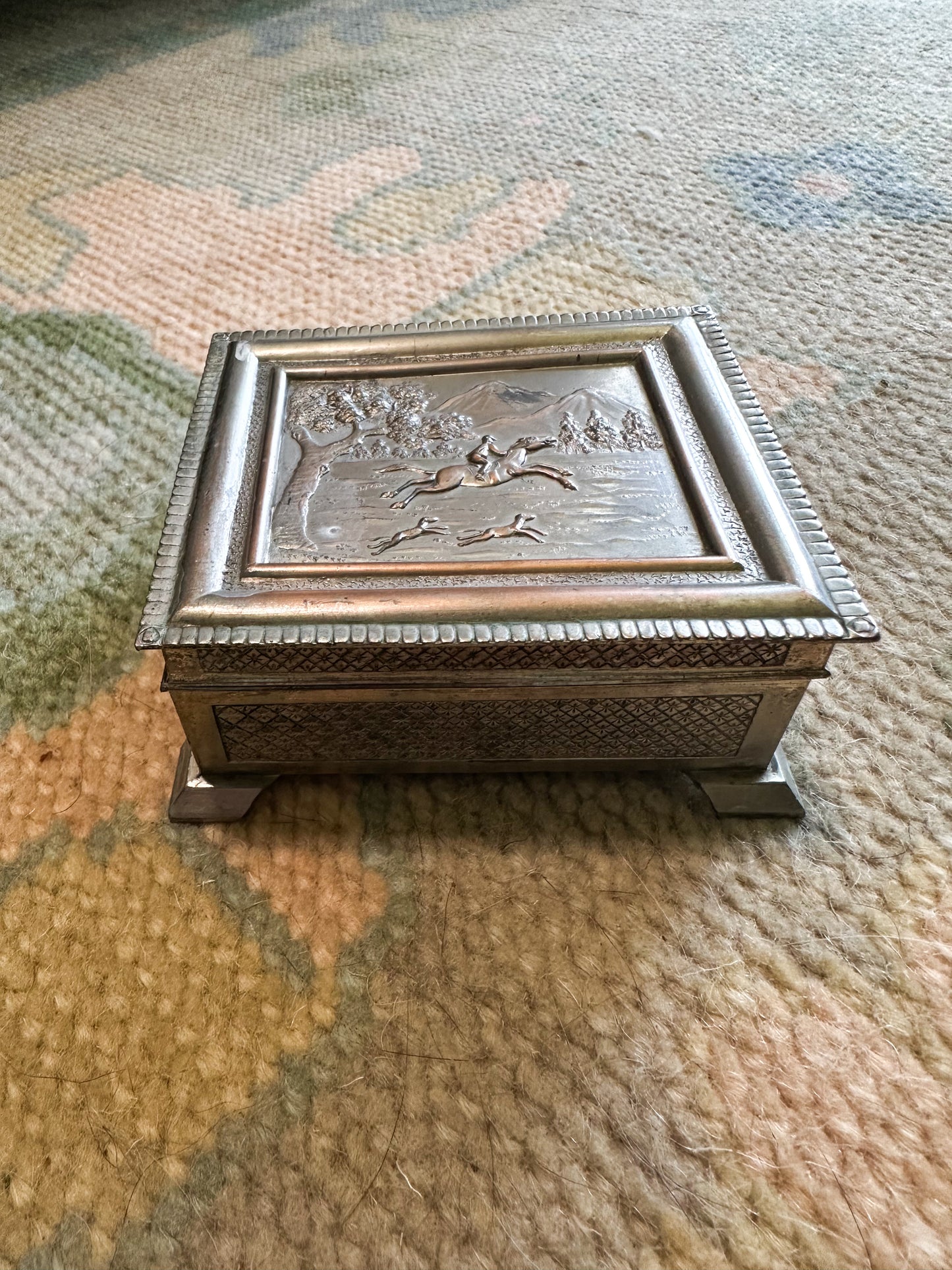 Fox Hunt Footed Trinket Box
