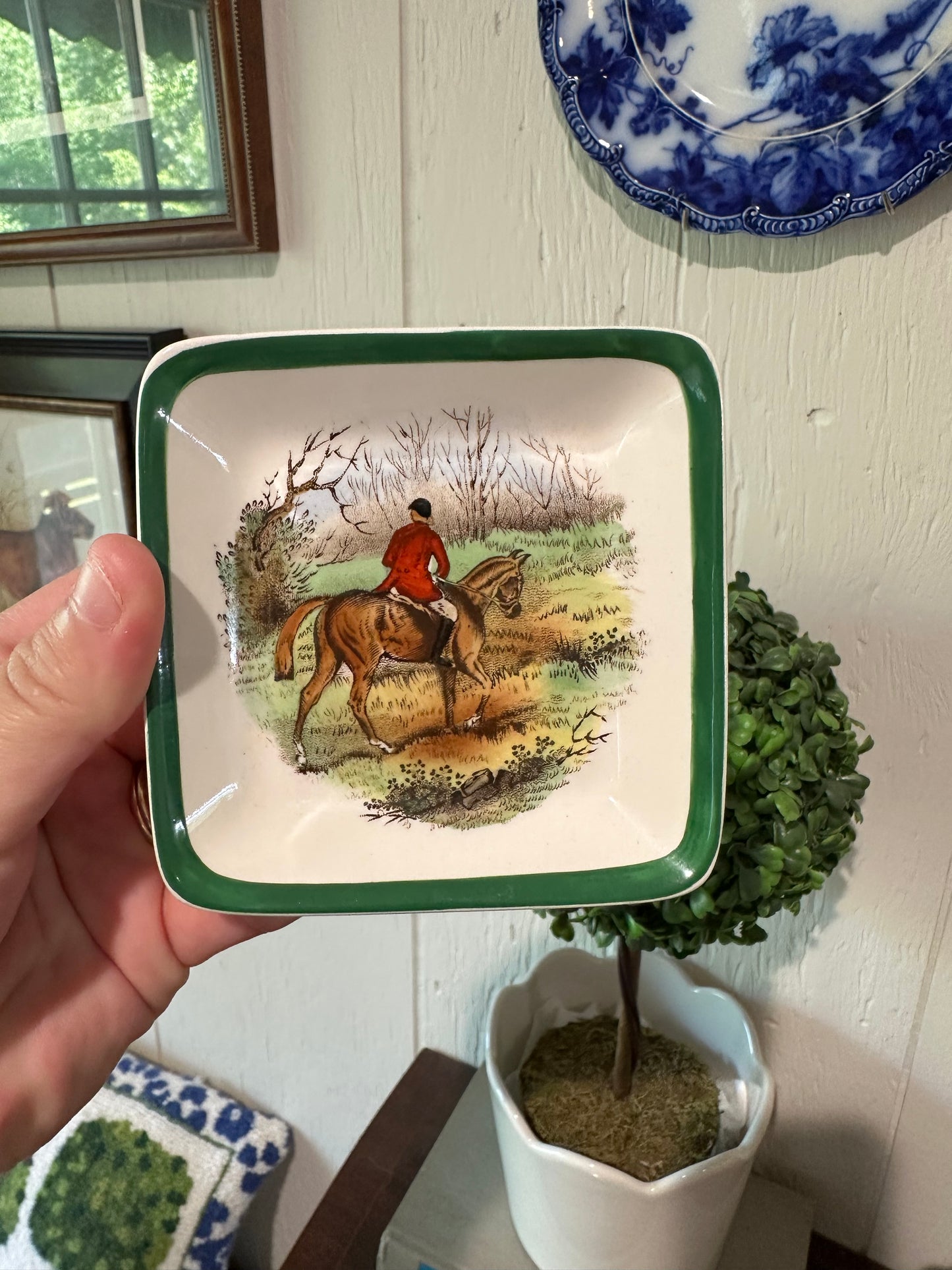 Hunt Scene Trinket Dish