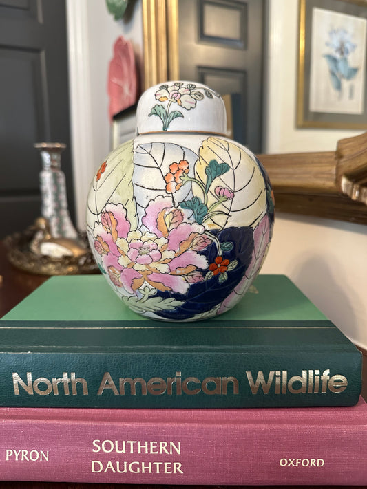 Tobacco Leaf Ginger Jar/Vase