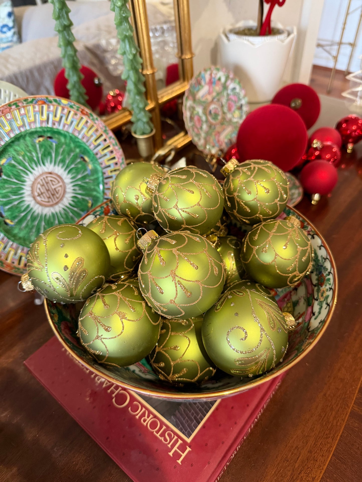 The Christmas Shoppe 2013 Green Glass Ornaments (Set of 12)
