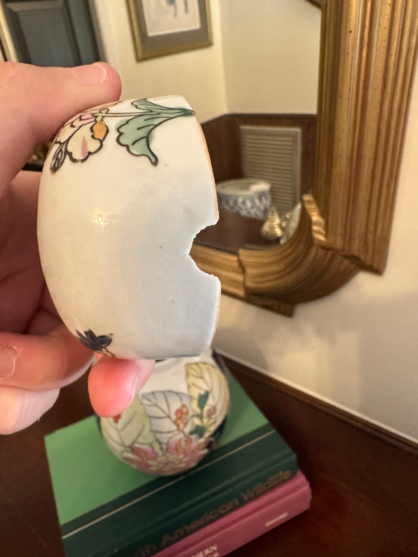 Tobacco Leaf Ginger Jar/Vase