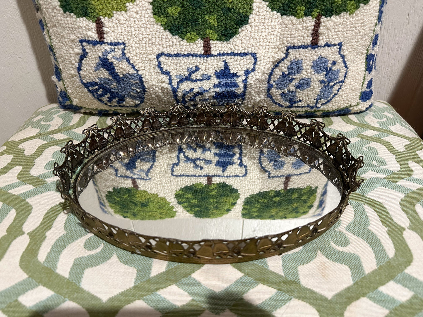 Mirrored Bow & Tassel Tray