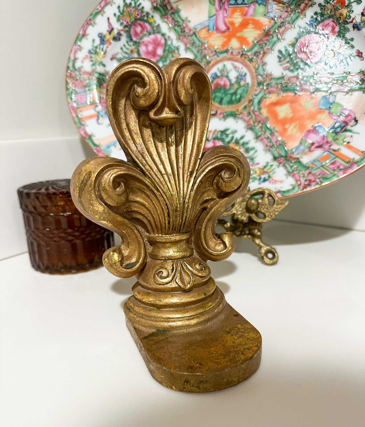 Fleur de Lis Bookend