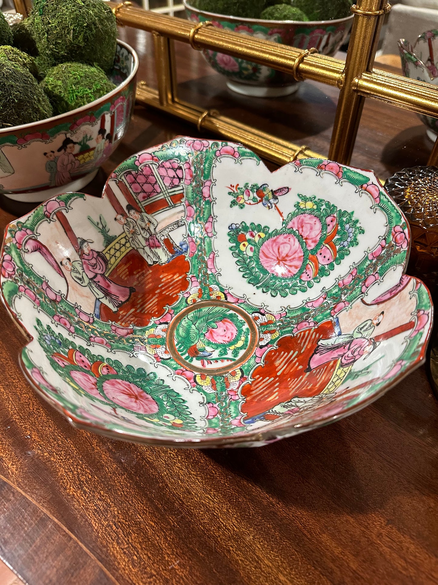 10-Inch Rose Famille Lotus Bowl