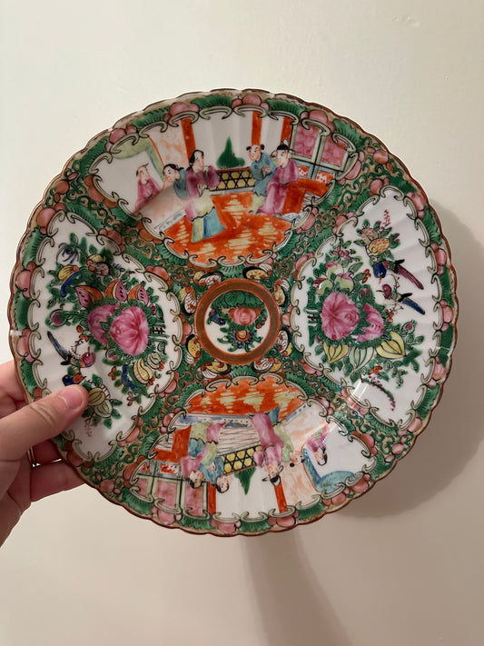 Rose Medallion Scalloped Plate (REPAIRED)