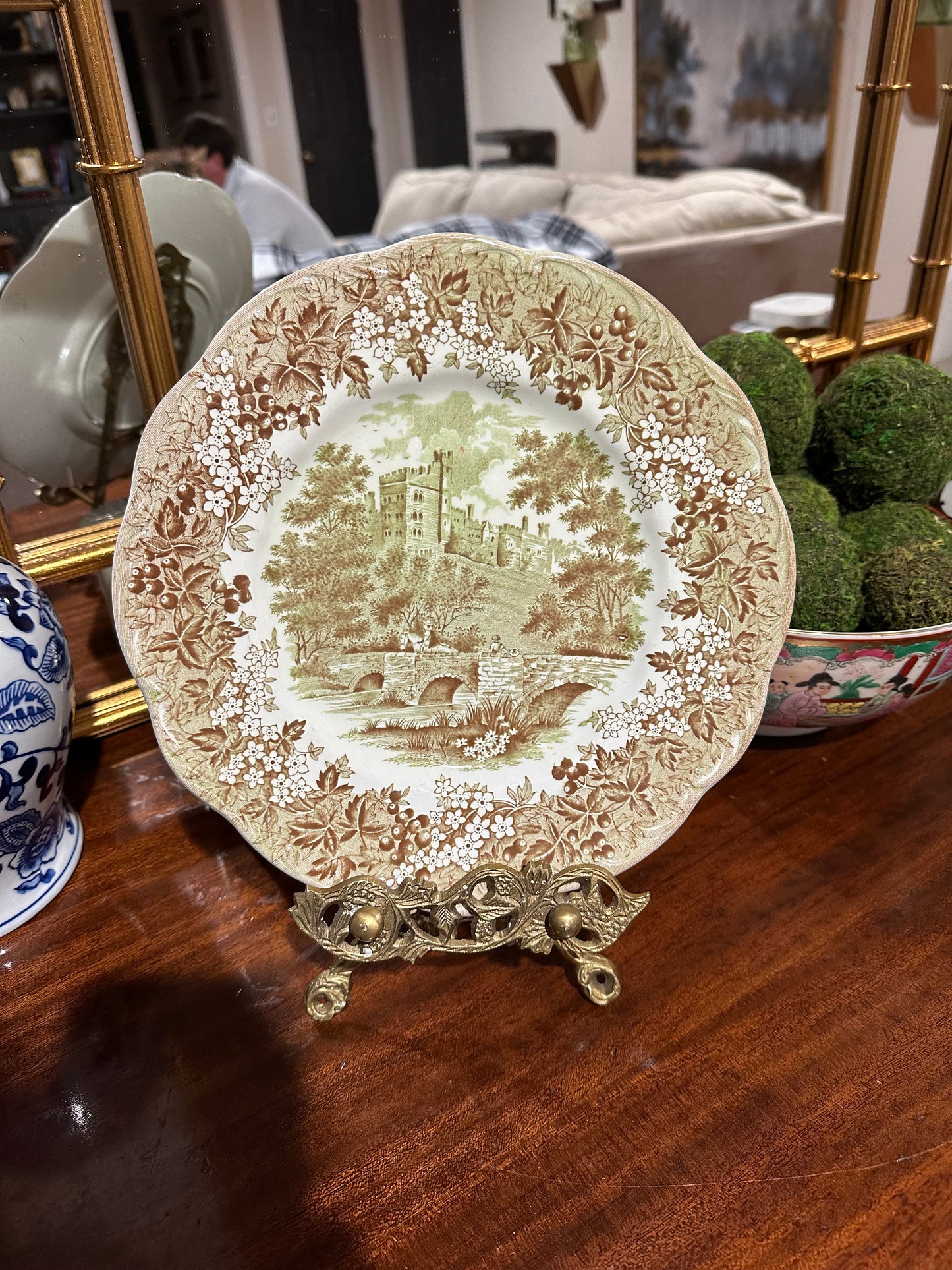 J G Meakin Romantic England Plate
