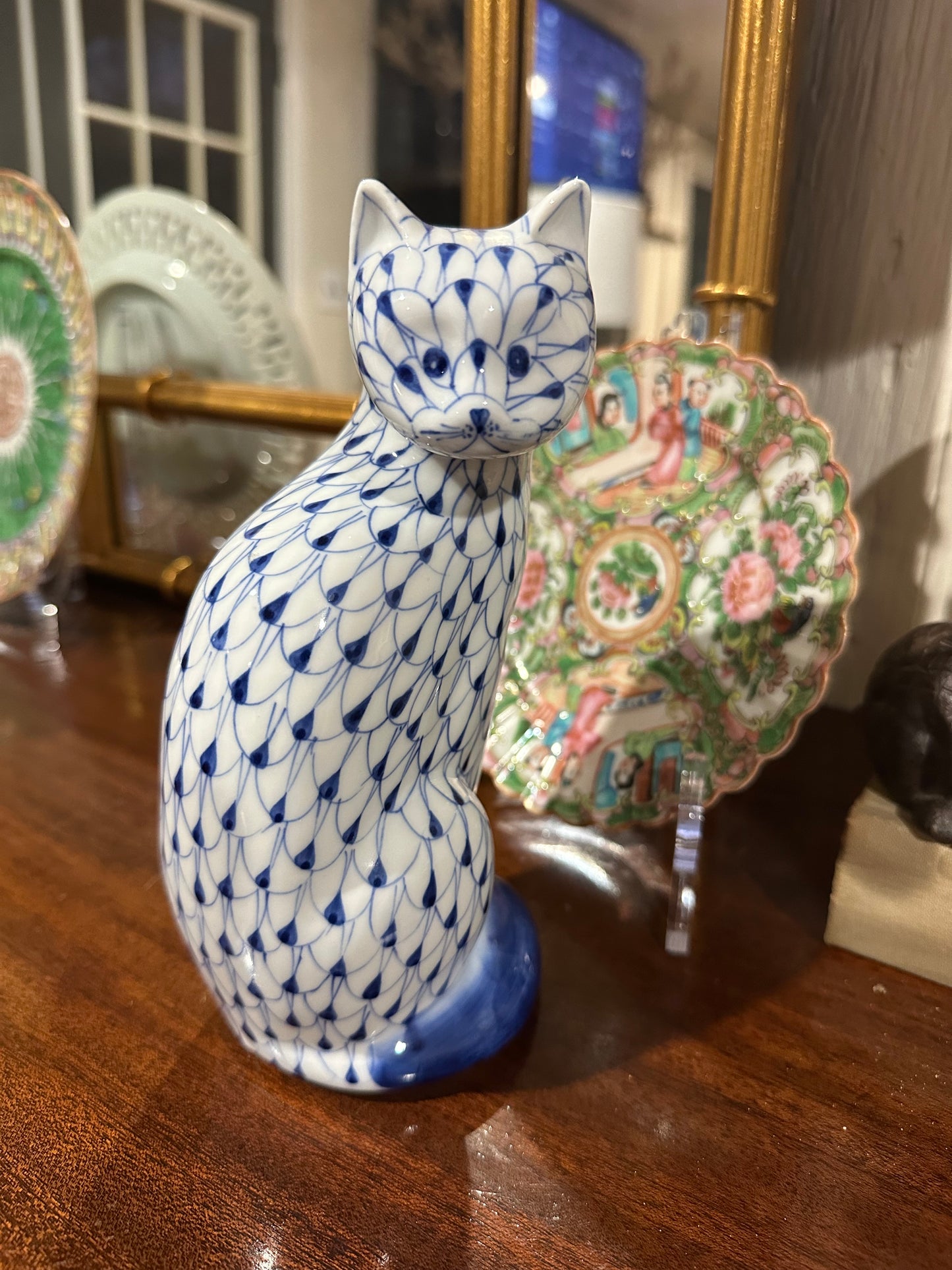 Fishnet Porcelain Cat