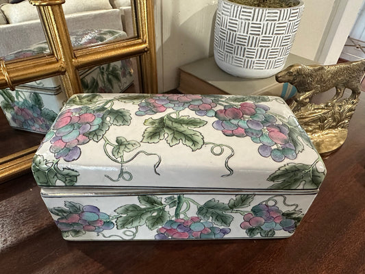 Andrea by Sadek Dresser Box