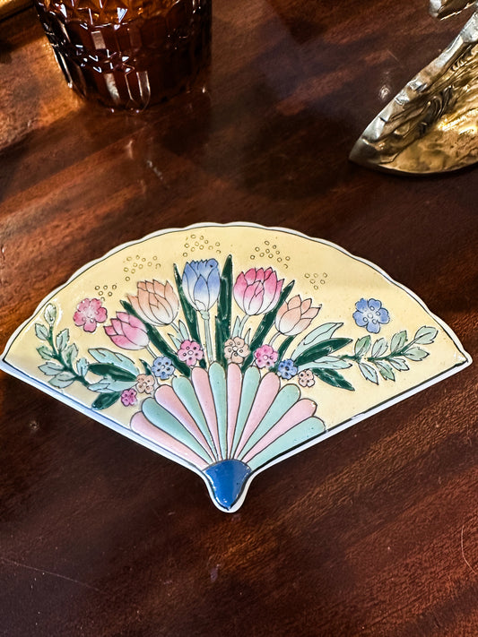 Fan-Shaped Trinket Box