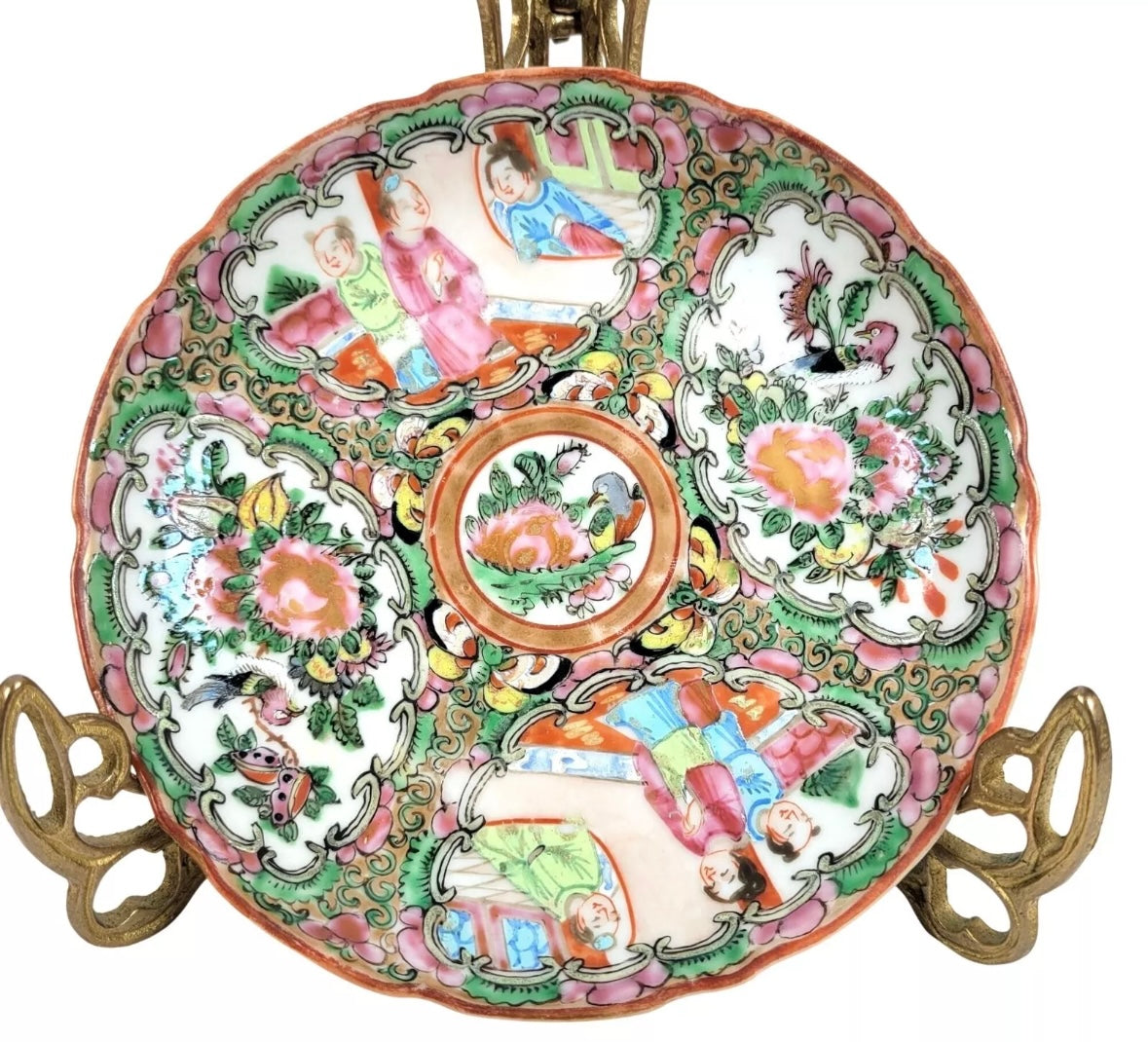 Rose Medallion Plate Set