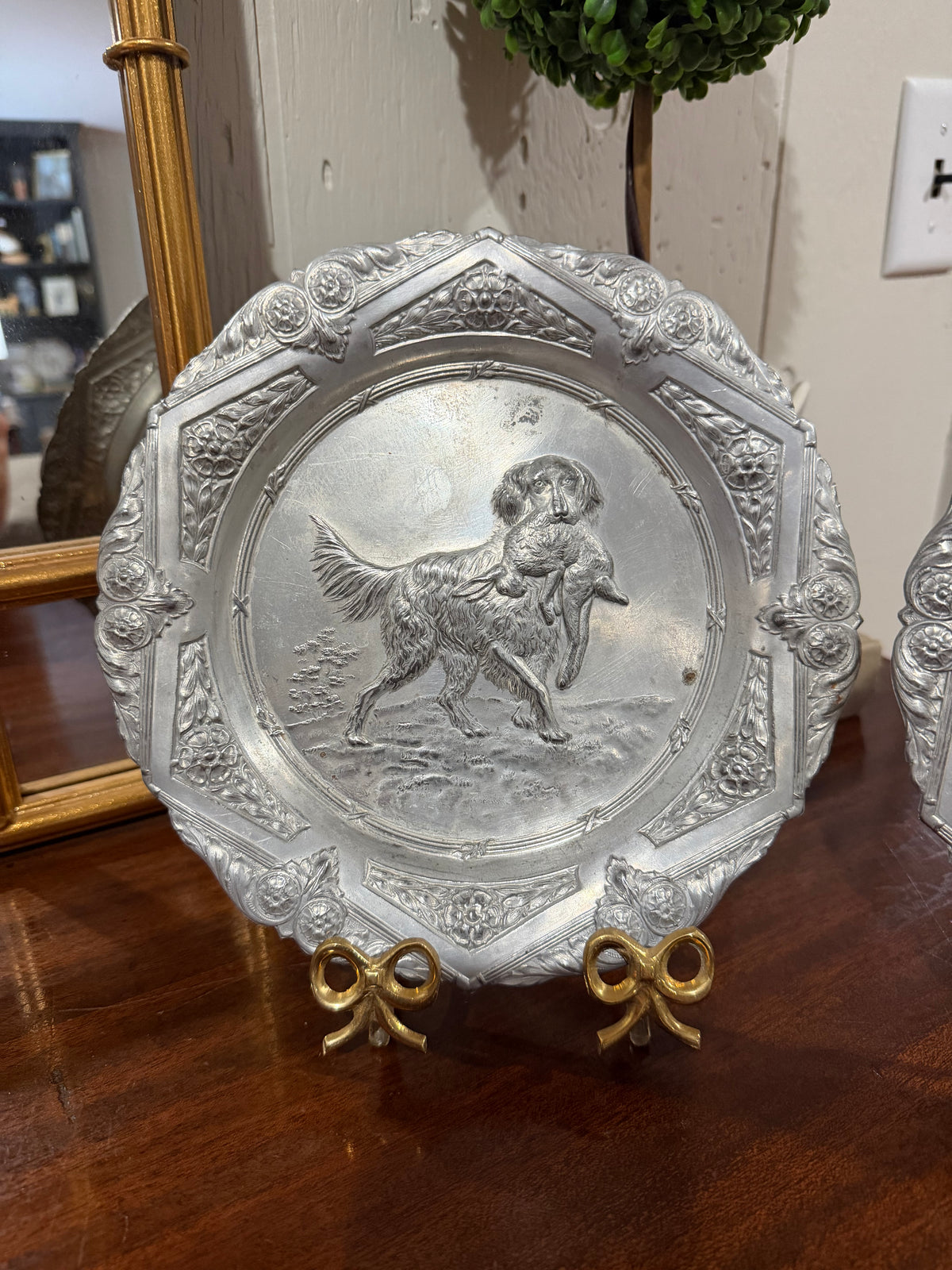 Pewter Hunting Dog Dishes