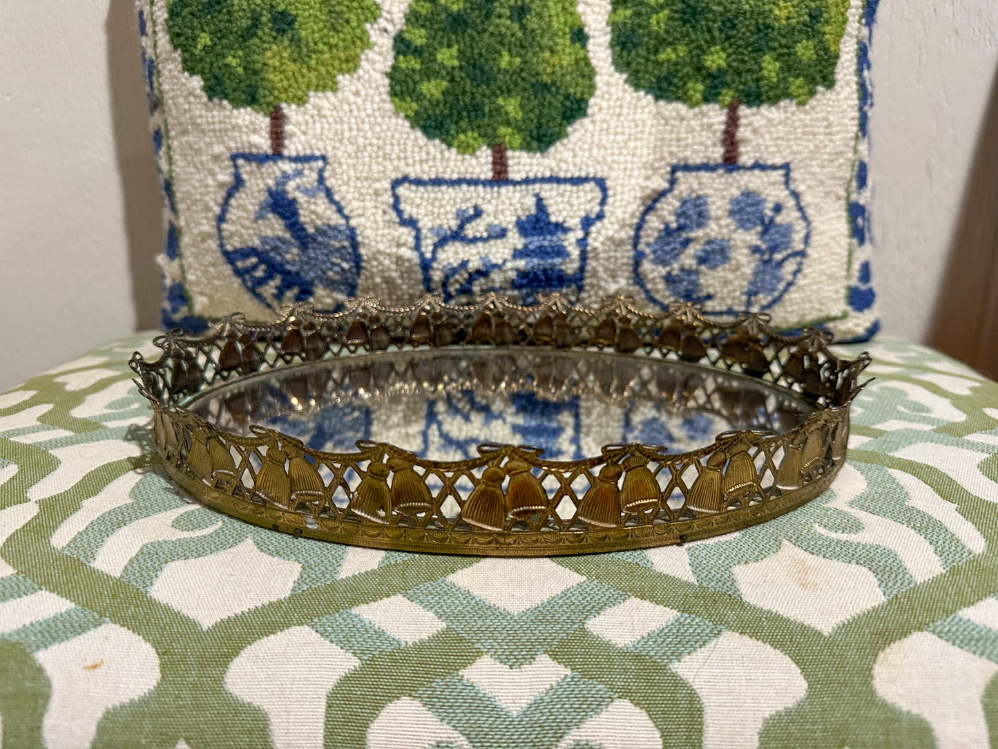 Mirrored Bow & Tassel Tray