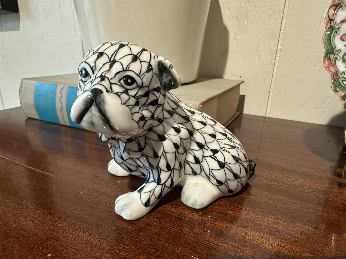 Fishnet Patterned Bulldog