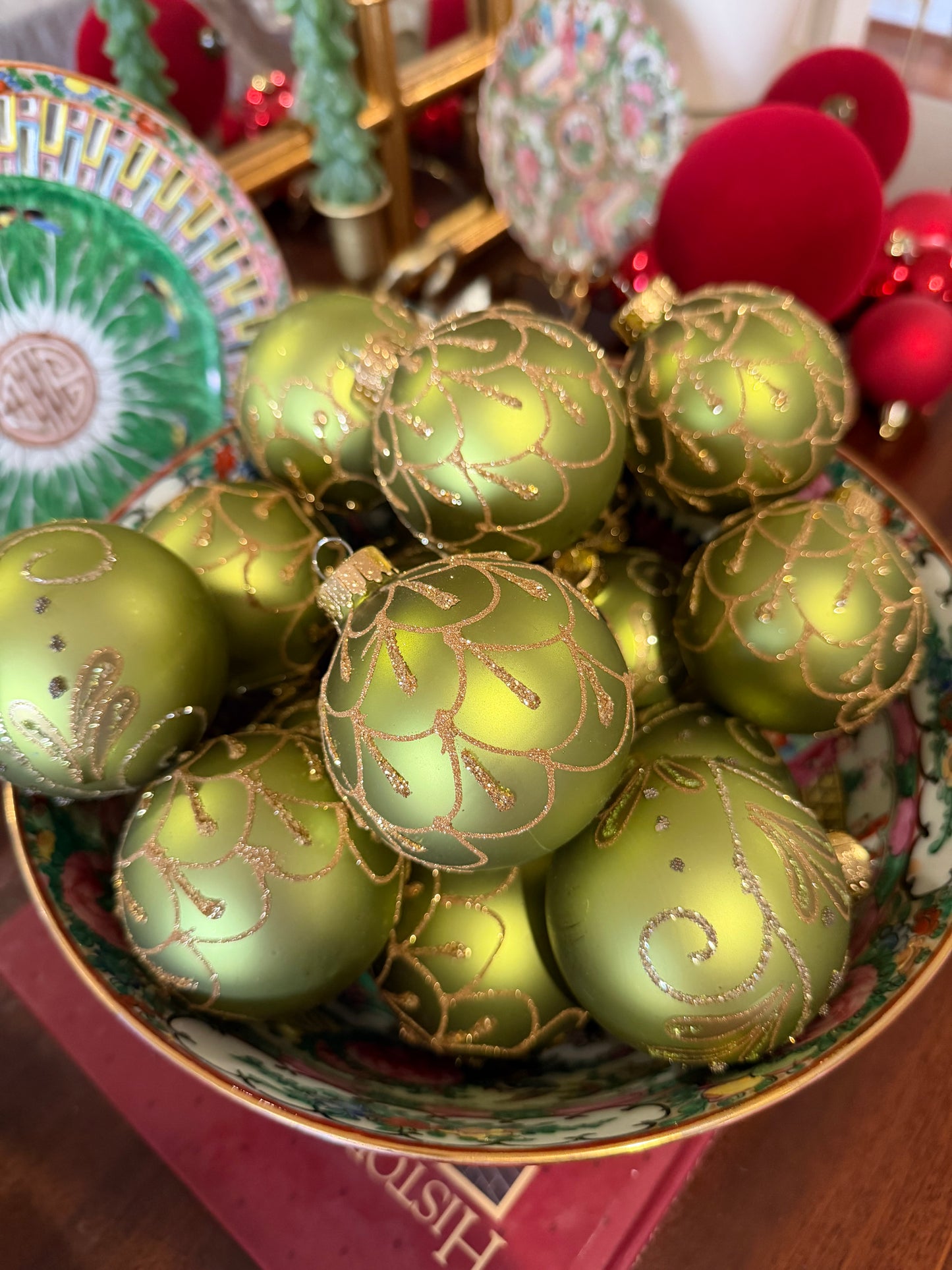 The Christmas Shoppe 2013 Green Glass Ornaments (Set of 12)