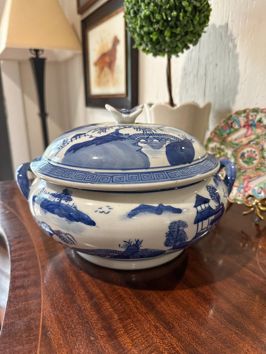 Blue Willow Style Tureen