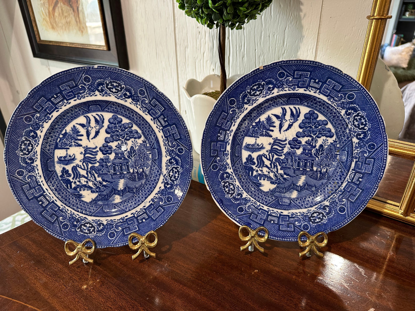 Pair of Blue Willow Scalloped Plates