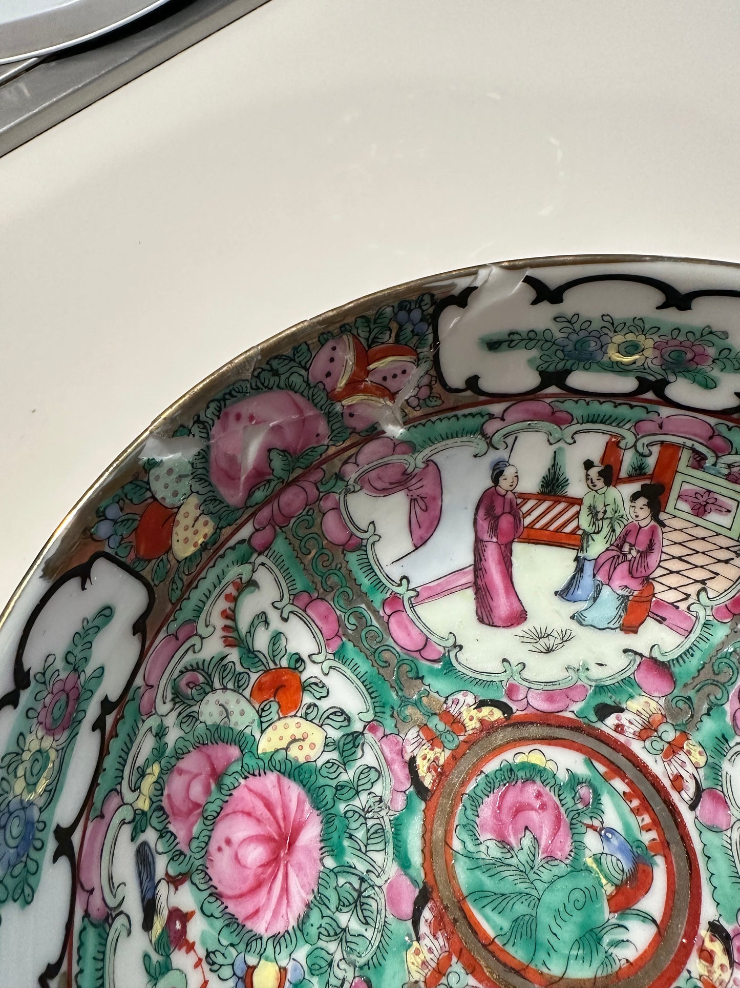 Rose Famille Bowl (READ DESCRIPTION)