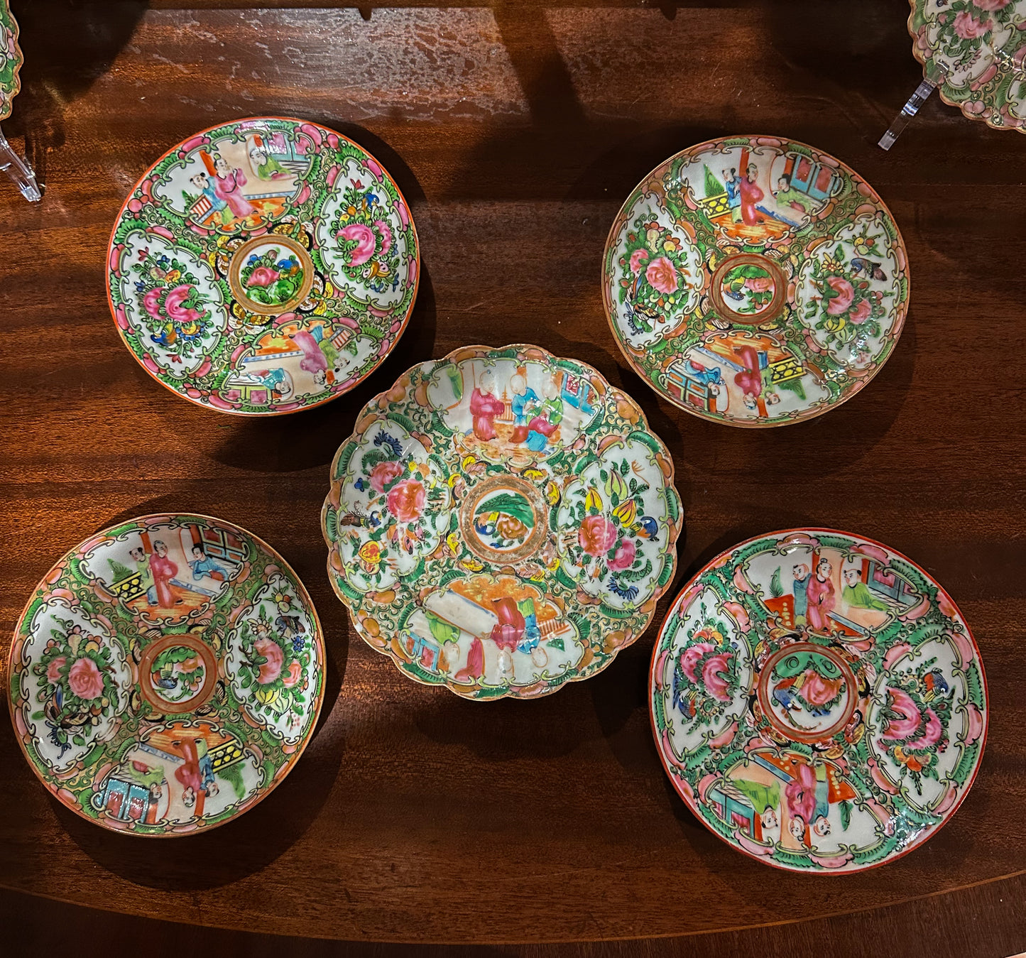 Rose Famille Plates