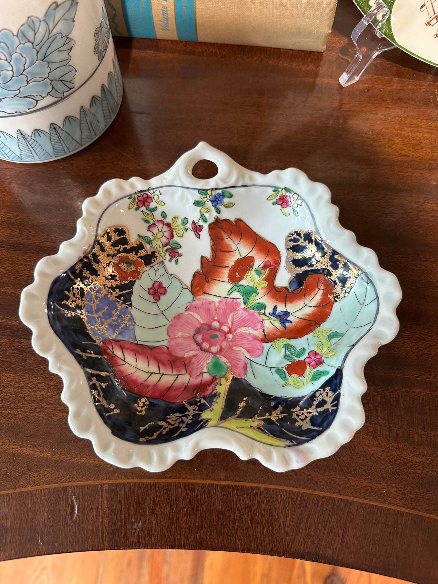 Tobacco Leaf Trinket Dish