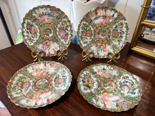 Scalloped Rose Medallion Plates
