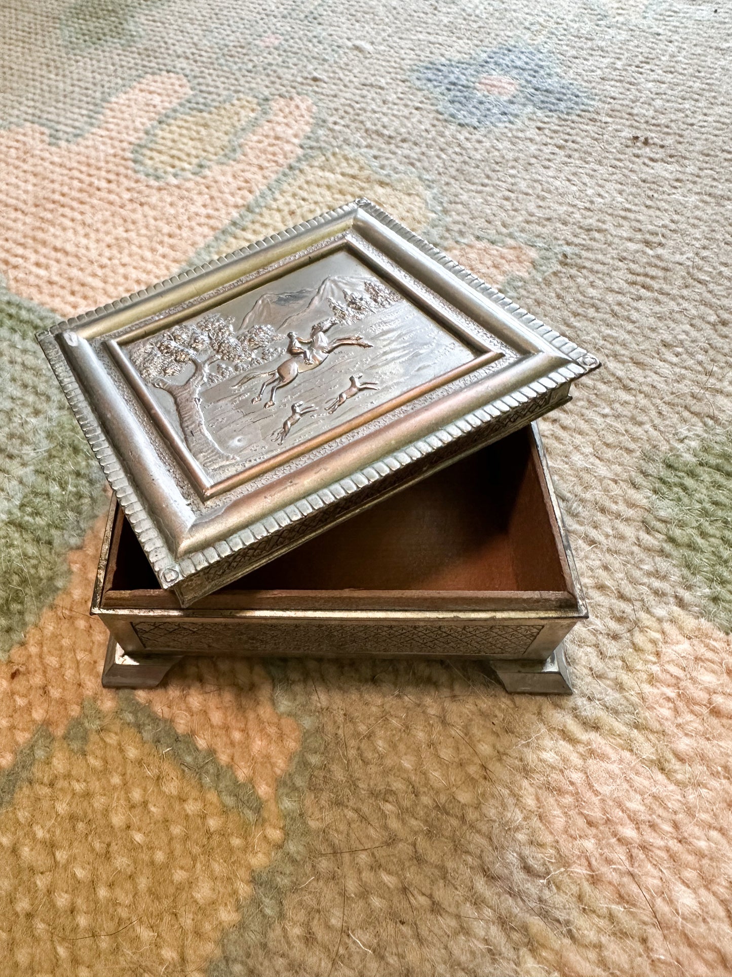Fox Hunt Footed Trinket Box