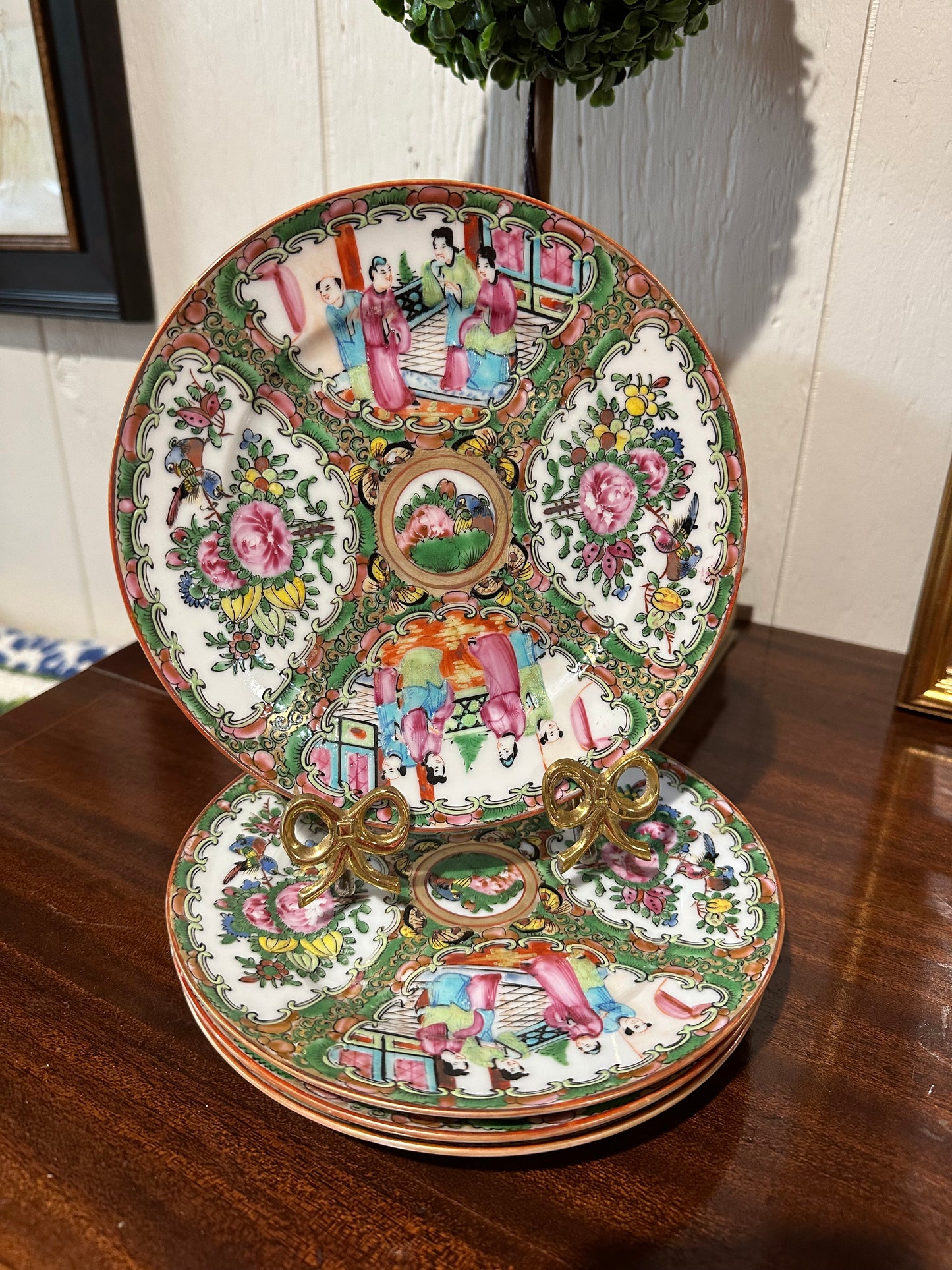 Rose Medallion Plates