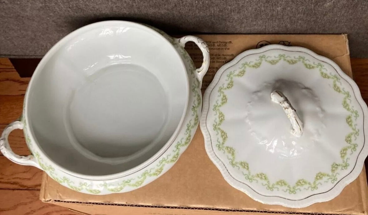 AP Austria Green Bow Tureen