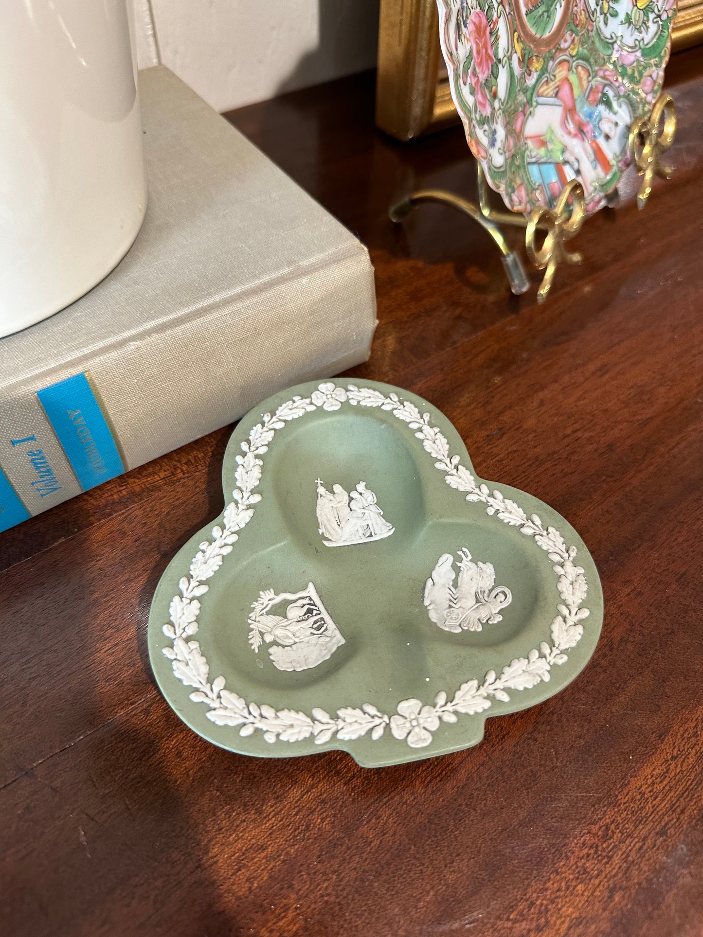 Green Club Wedgwood Dish