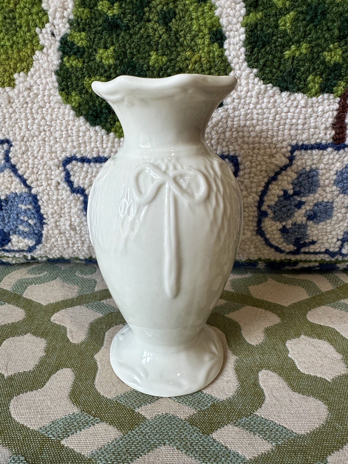 Mini White Bow Bud Vase