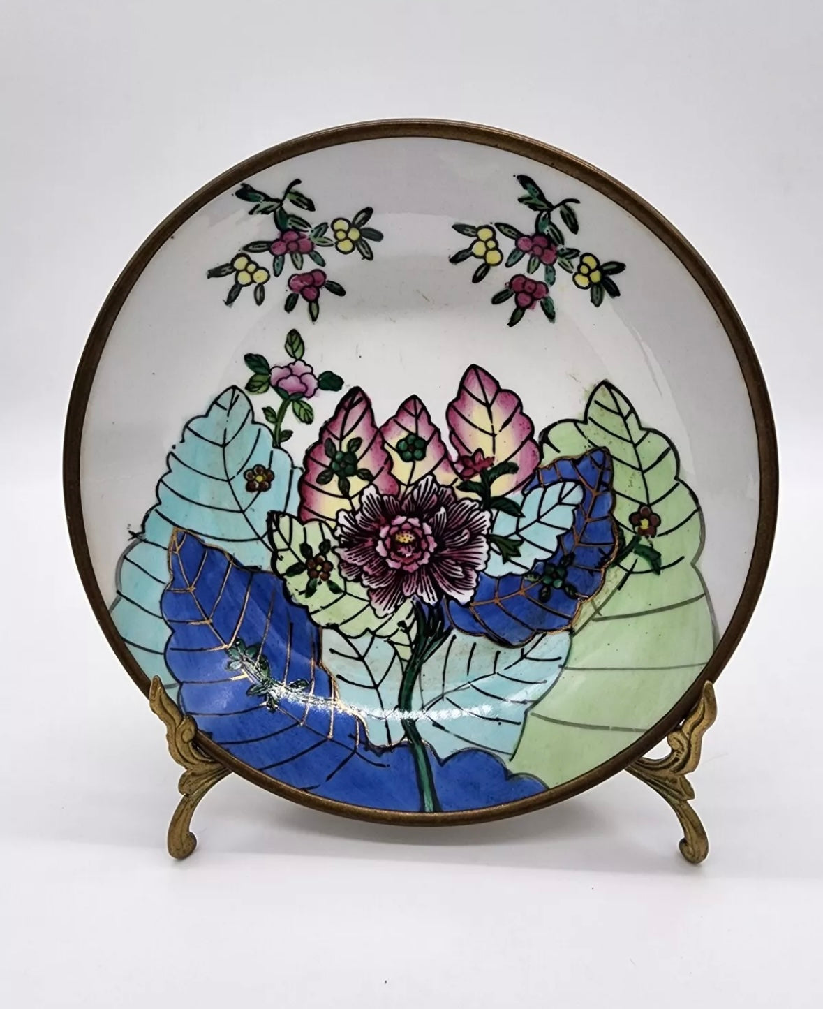 Brass-Encased Tobacco Leaf Bowl