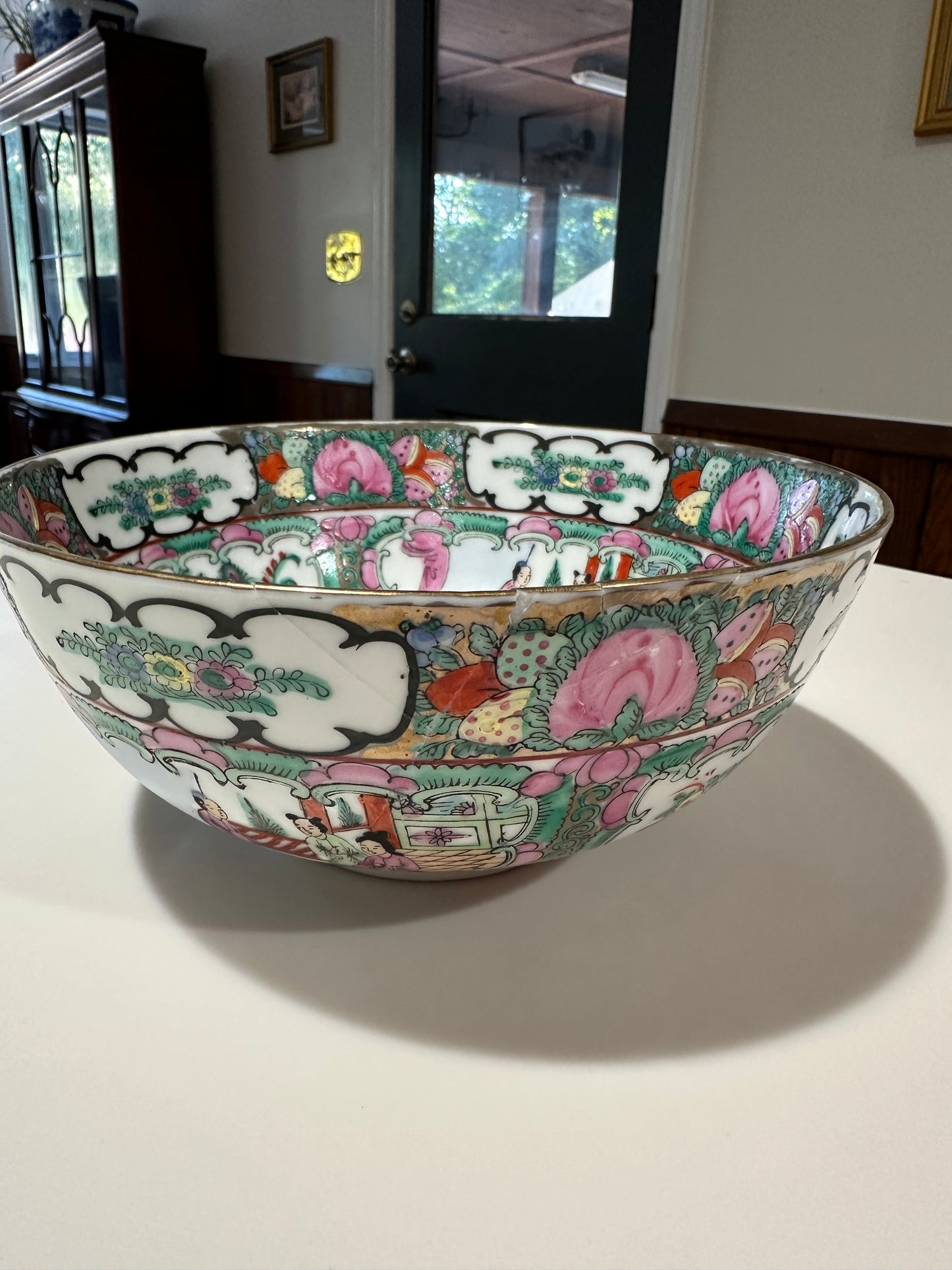Rose Famille Bowl (READ DESCRIPTION)