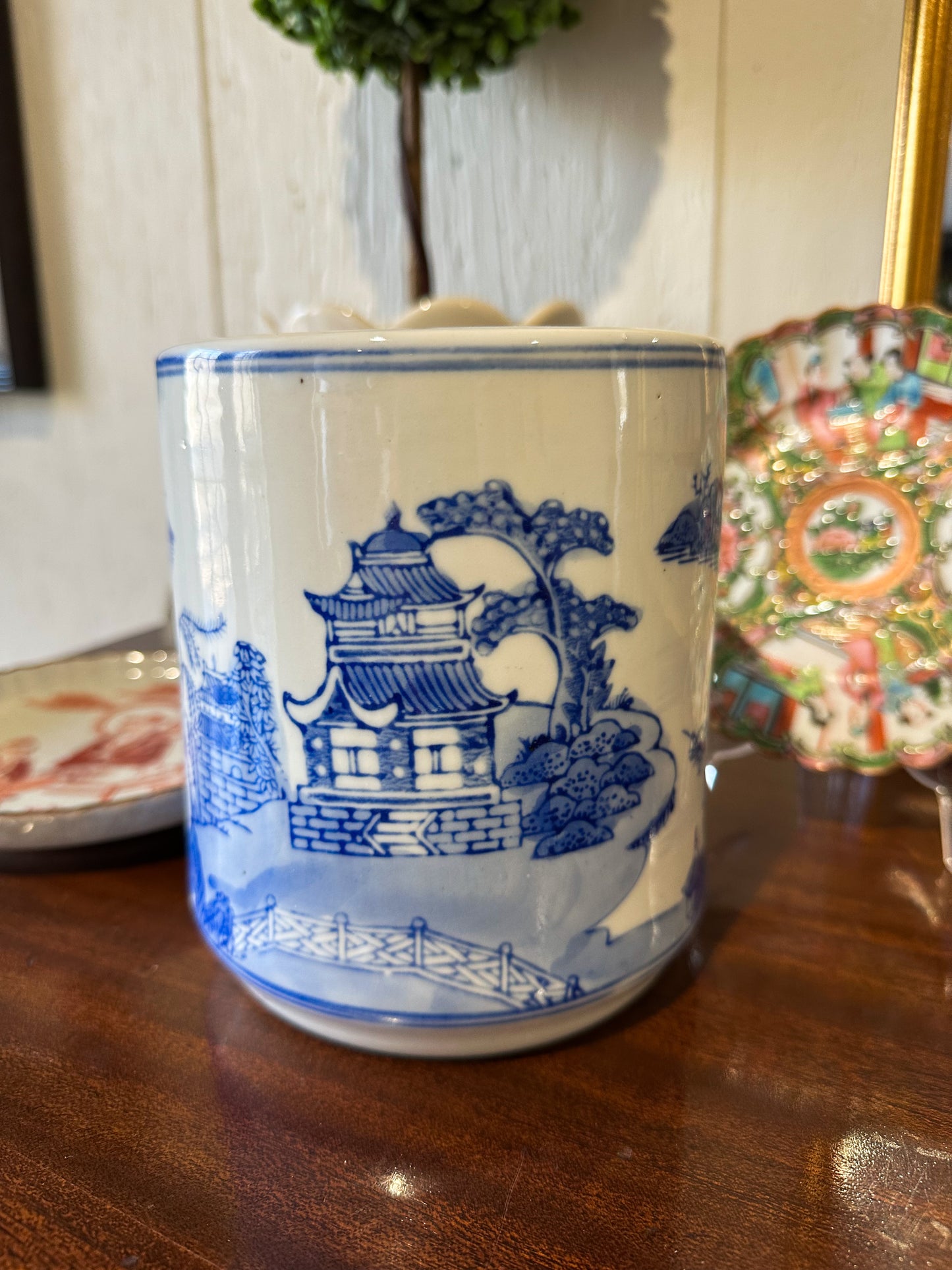 Pagoda Brush Jar