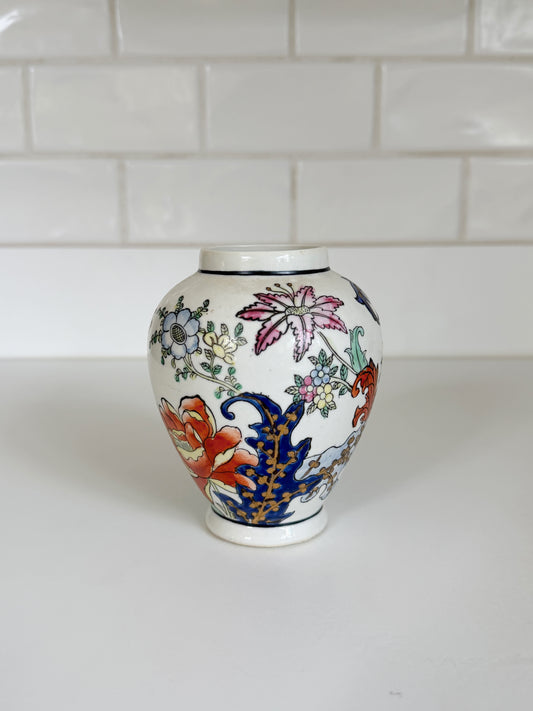 Toyo “Fleury” Tobacco Leaf Vase