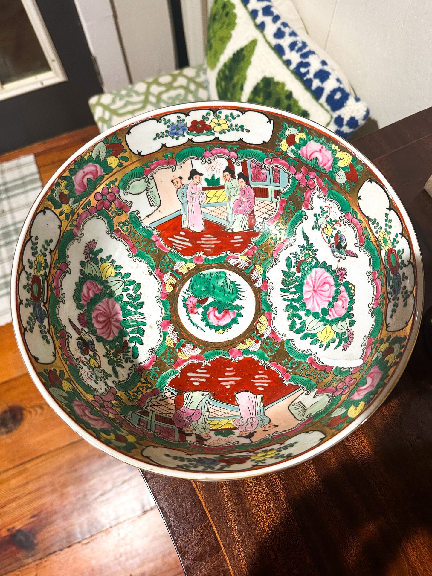 Rose Famille Bowl