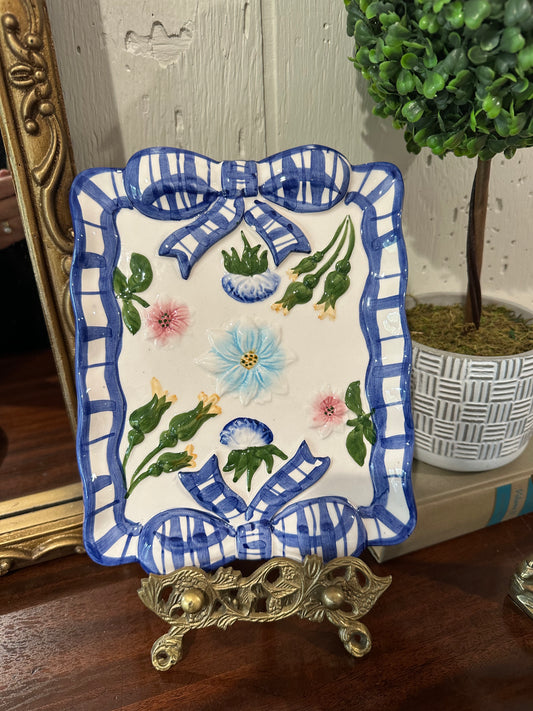 Floral & Striped Bow Tray